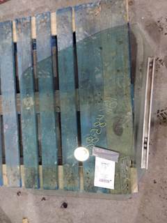 Volvo VNL Left Front Door Glass