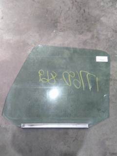 Volvo VNL Front Door Glass