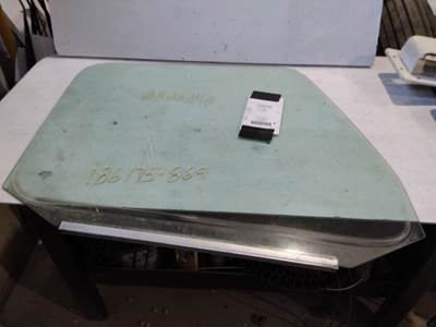 Volvo VNM Right Front Door Glass