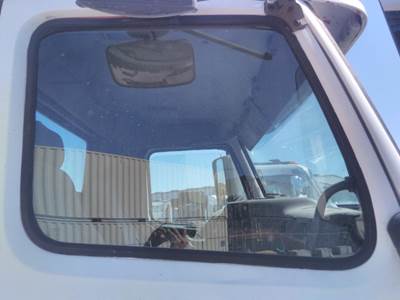 Volvo VNM Right Front Door Glass