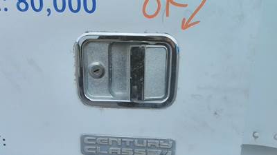 Freightliner Century Class 120 Left Door Handle for a Freightliner CENTURY 120