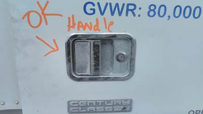 Freightliner Century Class 120 Right Door Handle for a Freightliner CENTURY 120
