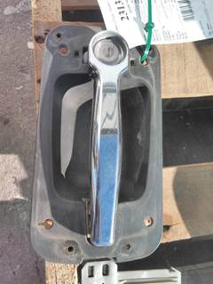 International ProStar Left Door Handle for a International PROSTAR 113
