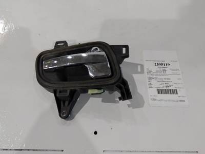 International ProStar Left Door Handle for a International PROSTAR 113