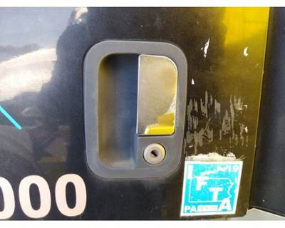 Peterbilt 387 Left Door Handle