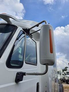 International ProStar Left Door Mirror for a International PROSTAR 122