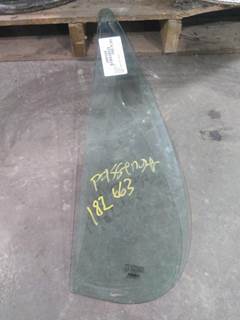 Freightliner Cascadia 125 Right Door Vent Glass