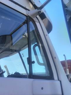 Freightliner Columbia 120 Right Door Vent Glass