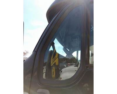 Peterbilt 387 Left Door Vent Glass