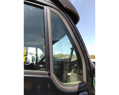 Peterbilt 387 Right Door Vent Glass
