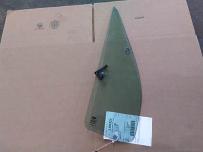 Sterling A9500 Right Door Vent Glass