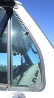 Sterling A9500 Right Door Vent Glass