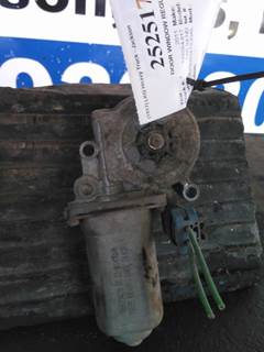 International ProStar Right Door Window Regulator for a International PROSTAR 122