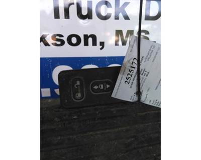 International ProStar Left Door Window Regulator for a International PROSTAR 122