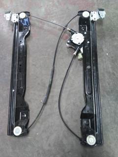 Kenworth T270 Right Door Window Regulator