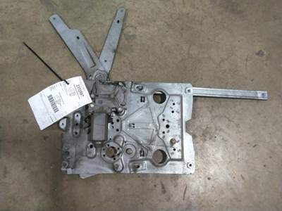 Volvo VNL Right Door Window Regulator
