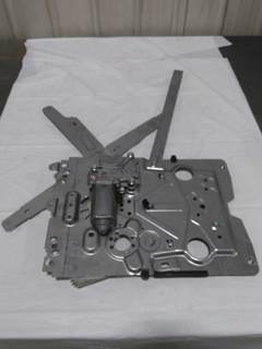 Volvo VNL Right Door Window Regulator