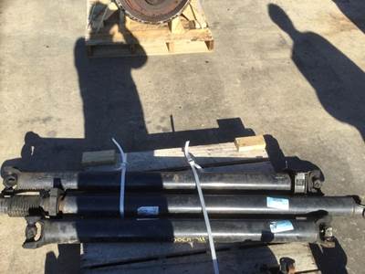Spicer SPL100 Driveshaft