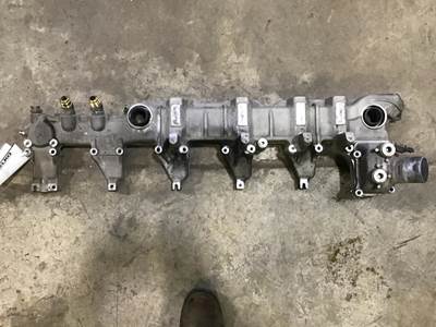 Detroit DD15 EGR Manifold for a Detroit DD15-CASCADIA EVOLUTION (2013 UP)
