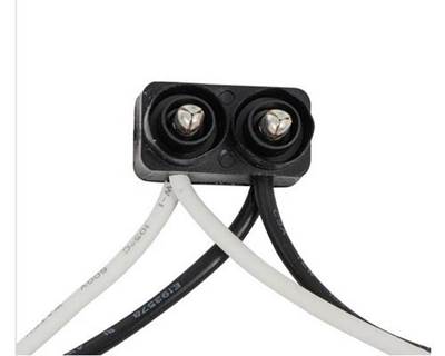 Universal 2-PRONG Light Plug Wire Harness, 6" Lead Wire 200 Plug