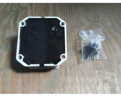 Universal Nose Box with 15A Circuit Breakers