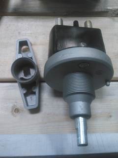 Volvo VNL Electrical Parts