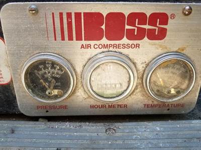 GMC C7500 Air Compressor