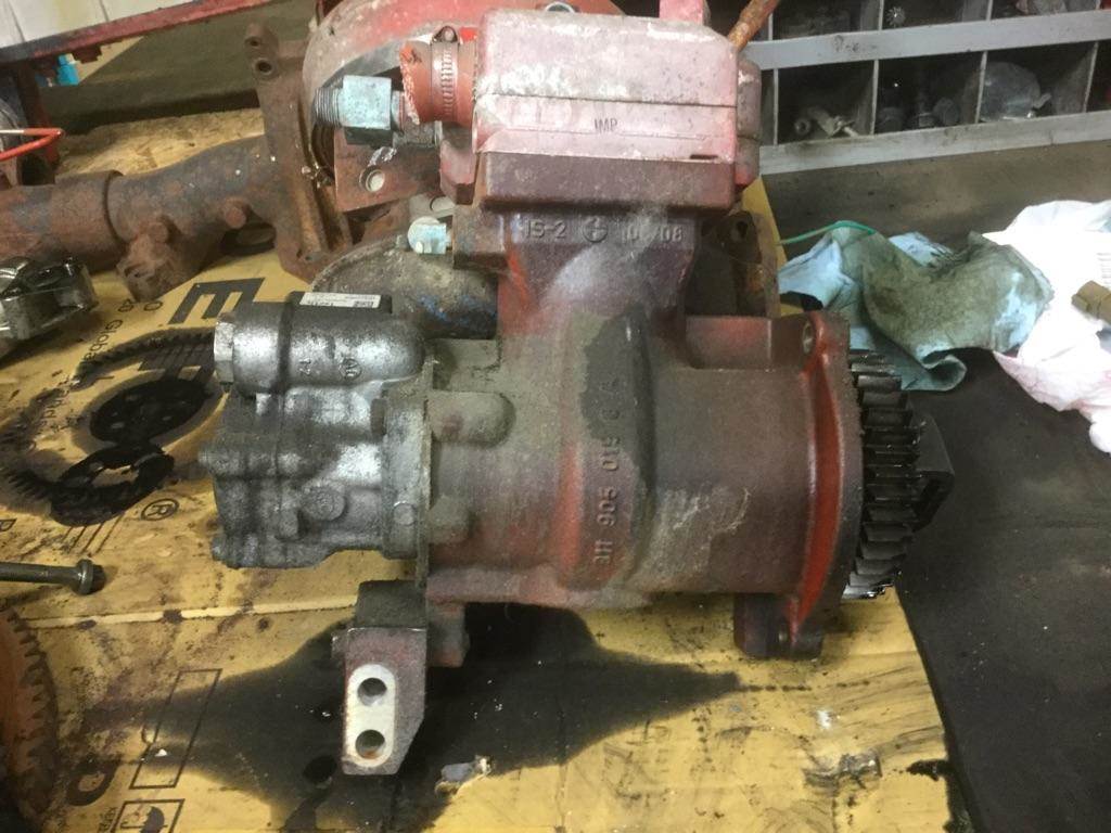 Wabco Air Compressor For Sale Toledo, OH 1969678