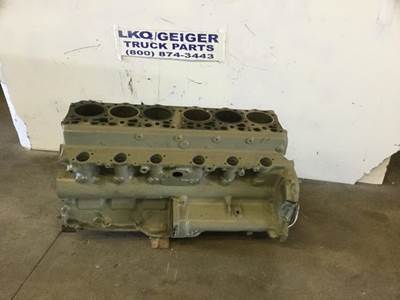 Mack DM Engine Block / Cylinder Block
