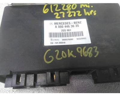 Mercedes-Benz OM906LA Engine Control Module (ECM) for a Mercedes OM 906LA