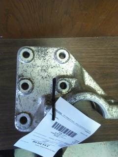 Caterpillar 3406A Left Engine Mount for a CAT 3406A