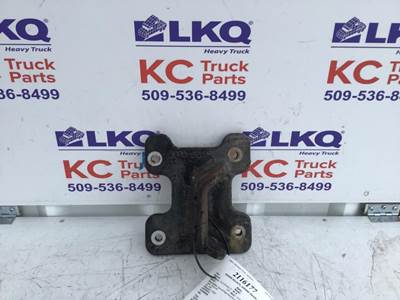 Caterpillar C15 Right Engine Mount for a CAT C15 (SINGLE TURBO)