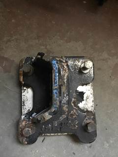 Cummins N14 CELECT Right Engine Mount