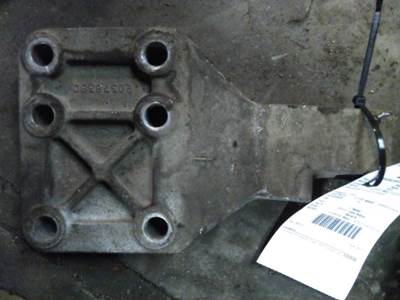 Cummins N14 CELECT PLUS Engine Mount for a Cummins N14 CELECT+ 460-525 HP