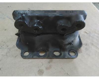 Cummins X15 Right Engine Mount for a Cummins X15 EPA 17