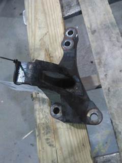 Detroit DD15 Engine Mount