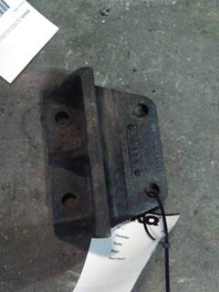 Detroit Series 60 12.7L DDEC III Engine Mount for a Detroit 60 SERIES-12.7 DDC3