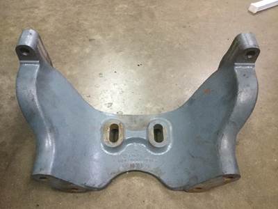 Freightliner Cascadia Engine Mount