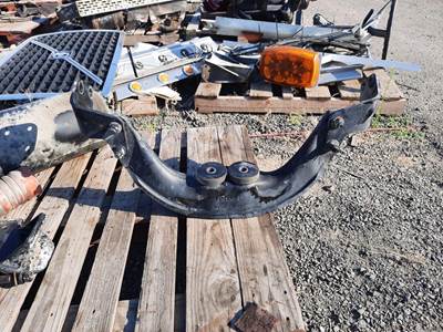 Kenworth T660 Engine Mount