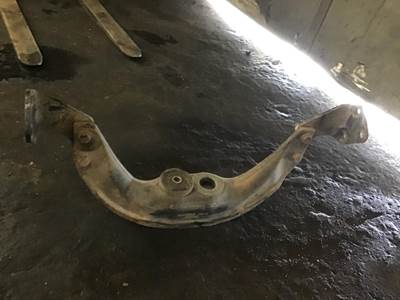 Kenworth T800B Engine Mount