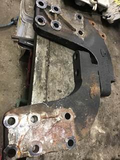 Mack Vision CXN612 Engine Mount for a Mack CXN612