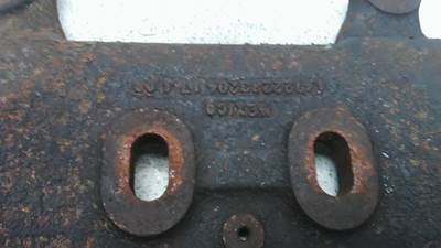 Freightliner Cascadia 125 Engine Mount