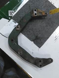 Volvo VNL Engine Mount