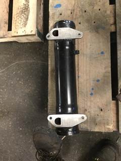 International DT466E Engine Oil Cooler