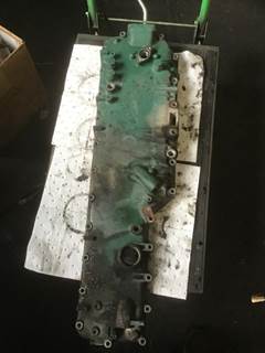 Volvo D13 Engine Oil Cooler