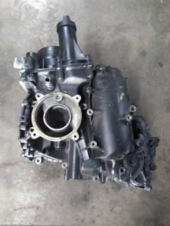 Detroit DD15 Engine Oil Filter Base