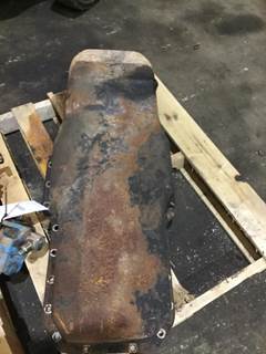 Mack E7 E-Tech Engine Oil Pan for a Mack E7 ETEC 300 TO 399 HP