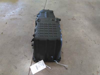 Mercedes-Benz OM460LA Engine Oil Pan for a Mercedes OM 460LA