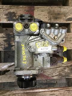 Detroit DD13 Engine Oil Pump for a Freightliner CASCADIA 125