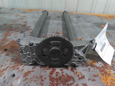Detroit DD15 Engine Oil Pump
